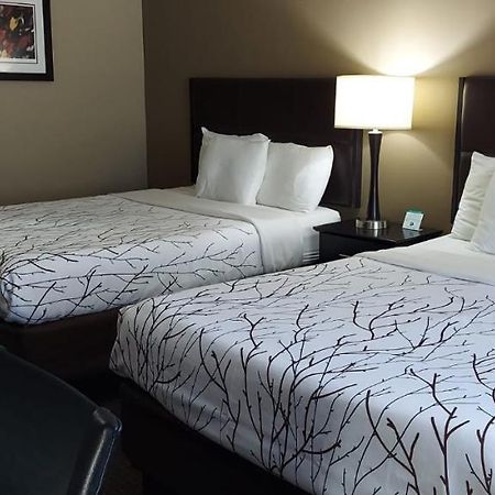Parkwood Inn & Suites Manhattan Dış mekan fotoğraf